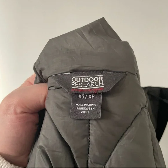 Outdoor Research Women's Aria Hoody Black Down Filled Packable Puffer Jacket XS - Picture 3 of 9